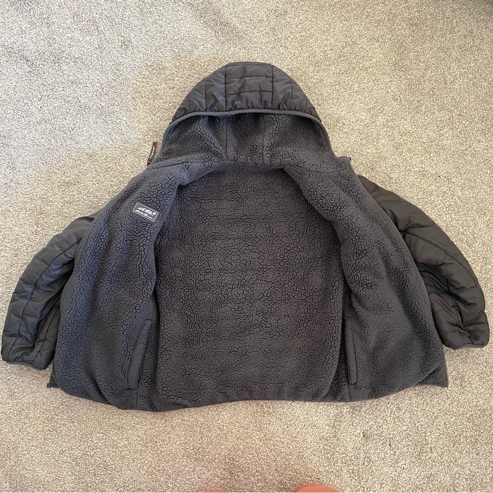 Eddie Bauer Kids Puffer Jacket with hood Red & Gray size M10/12 - Picture 6 of 10